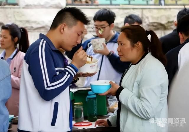 侯集陪读租房电话号码查询（侯集借读）