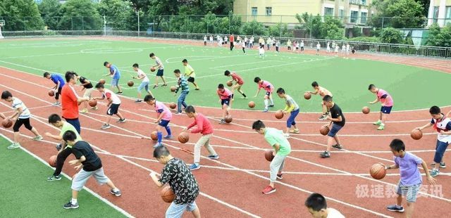 小学室内体育活动（小学室内体育活动方案）